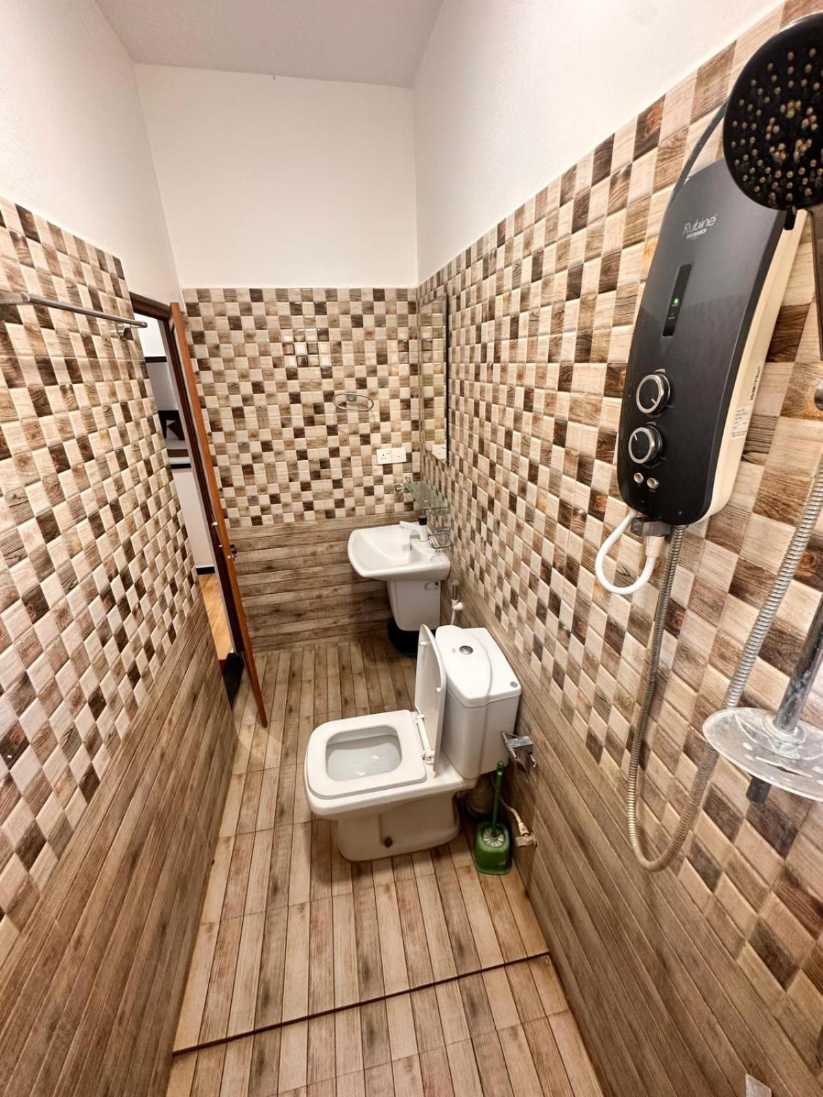 Holiday Villa Trincomalee Dış mekan fotoğraf
