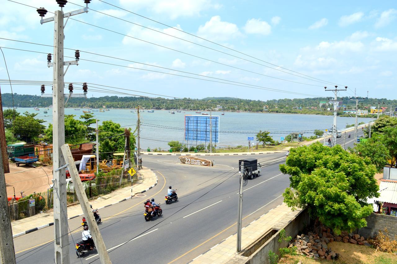 Holiday Villa Trincomalee Dış mekan fotoğraf
